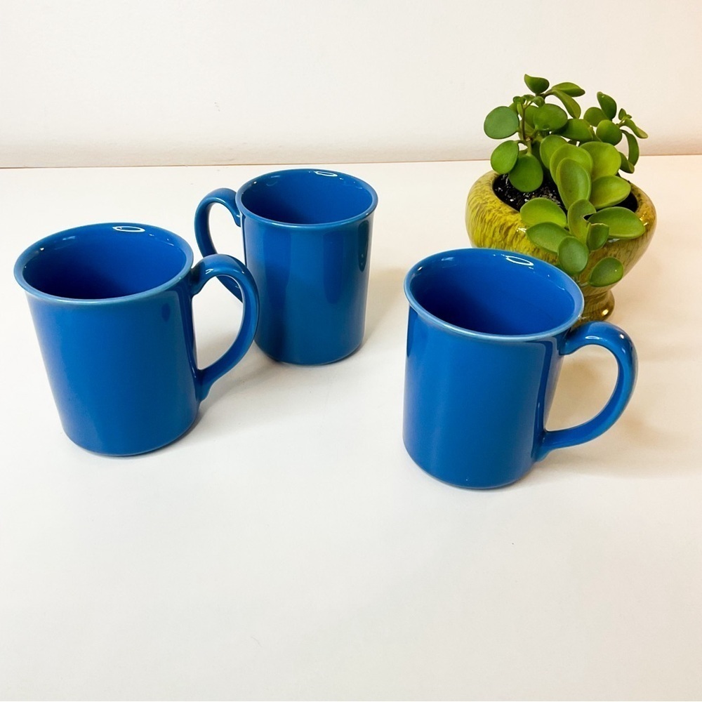 Vintage 70s CORNINGWARE Cornflower Blue Set Of Three Drinking Mugs - Picture 8 of 9